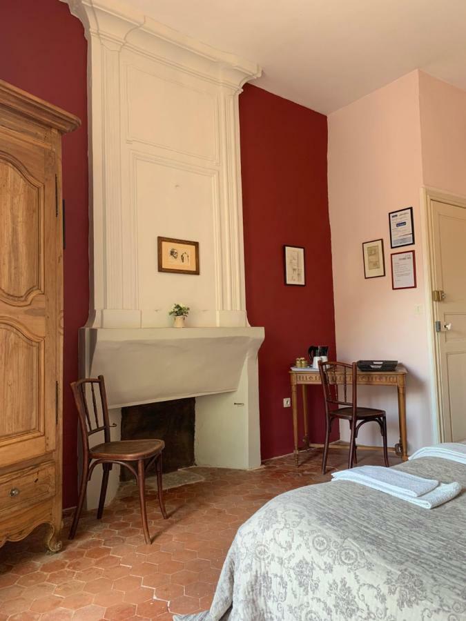 La Sarrasine Hotel Villes-sur-Auzon ภายนอก รูปภาพ