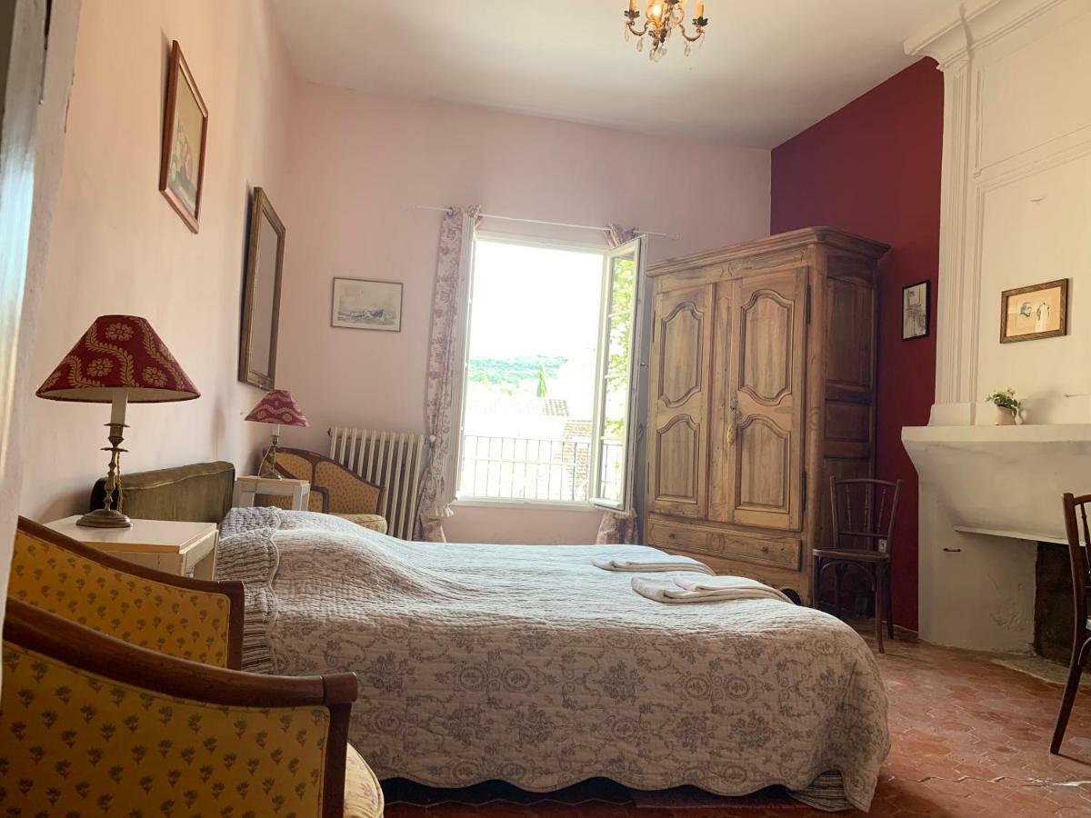 La Sarrasine Hotel Villes-sur-Auzon ภายนอก รูปภาพ