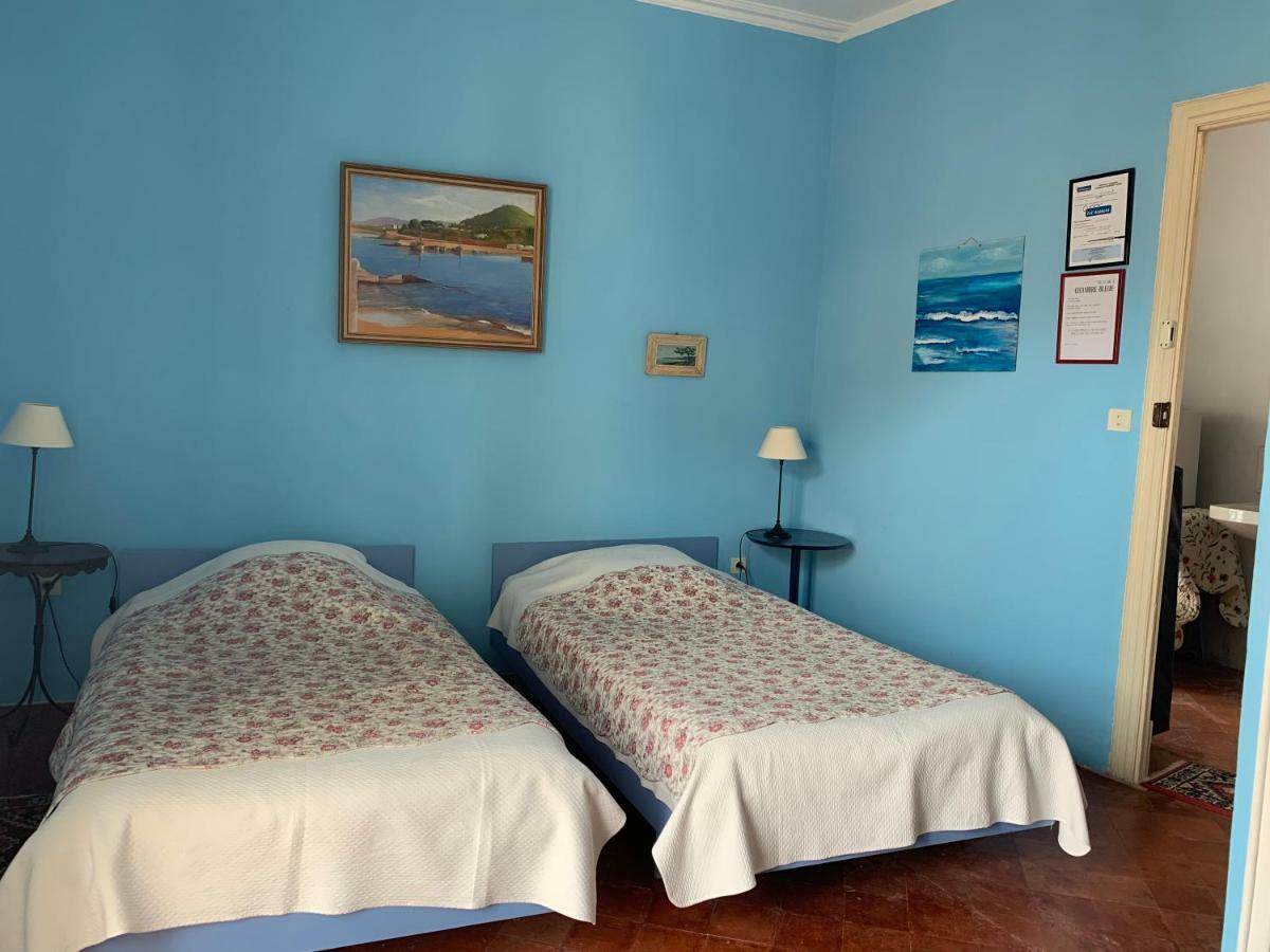 La Sarrasine Hotel Villes-sur-Auzon ภายนอก รูปภาพ