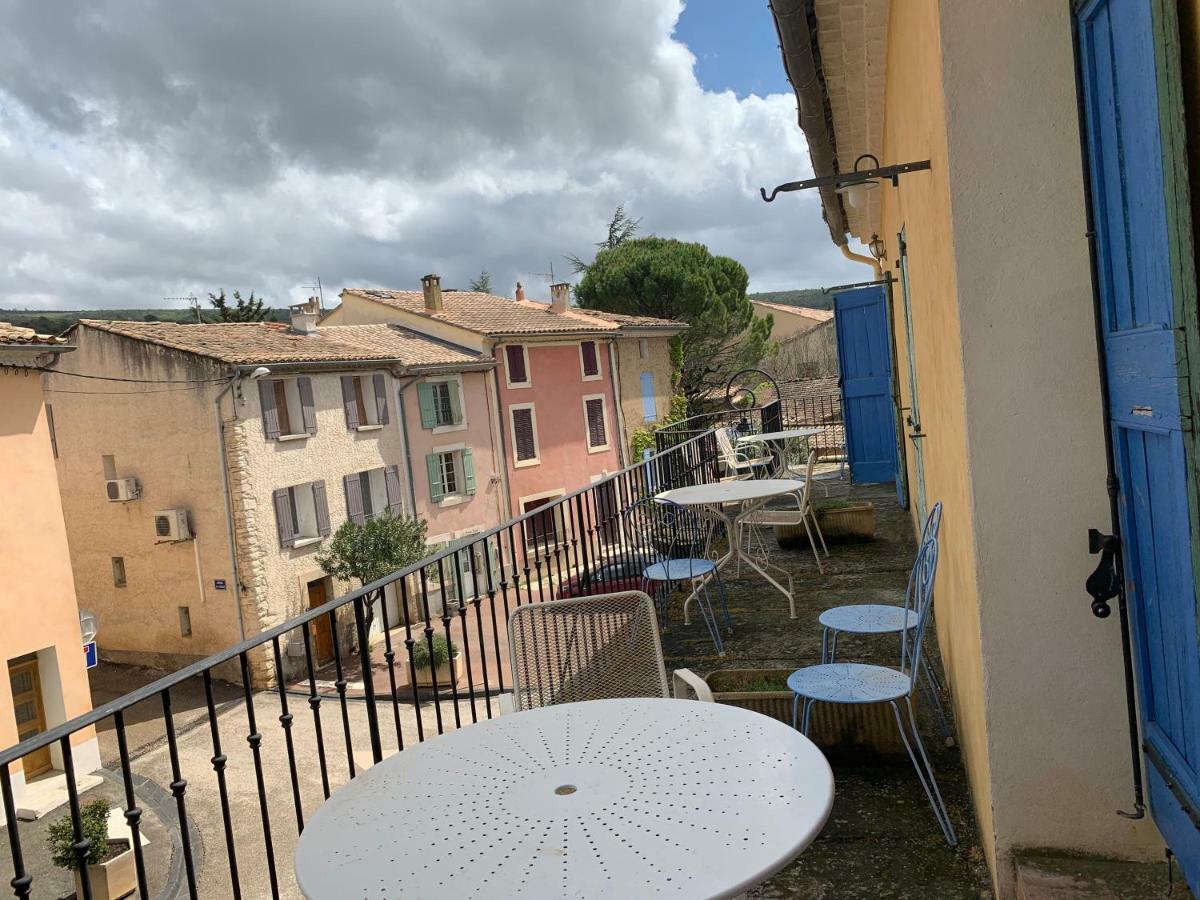 La Sarrasine Hotel Villes-sur-Auzon ภายนอก รูปภาพ